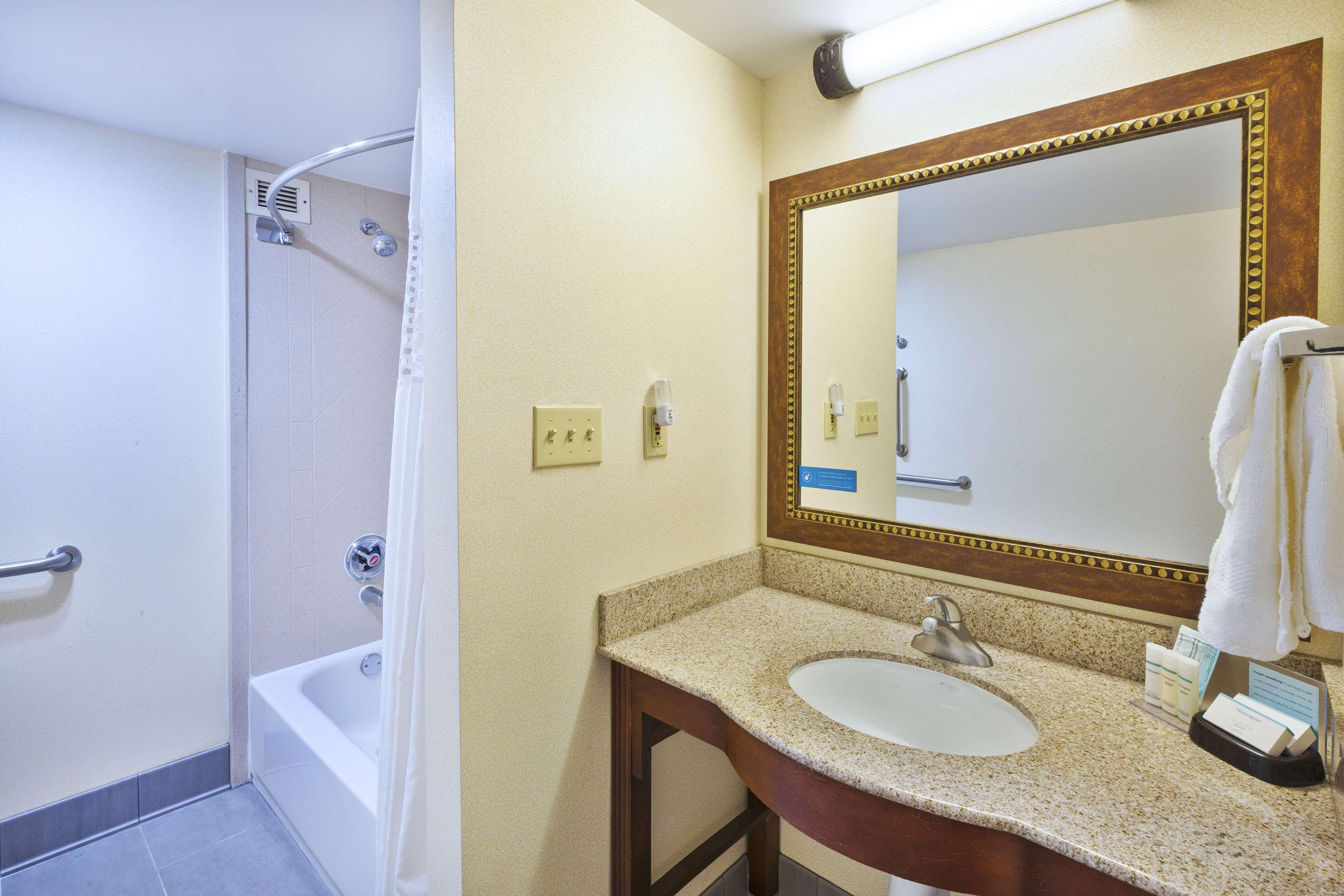 Hampton Inn Washington-Dulles International Airport South Chantilly Bagian luar foto