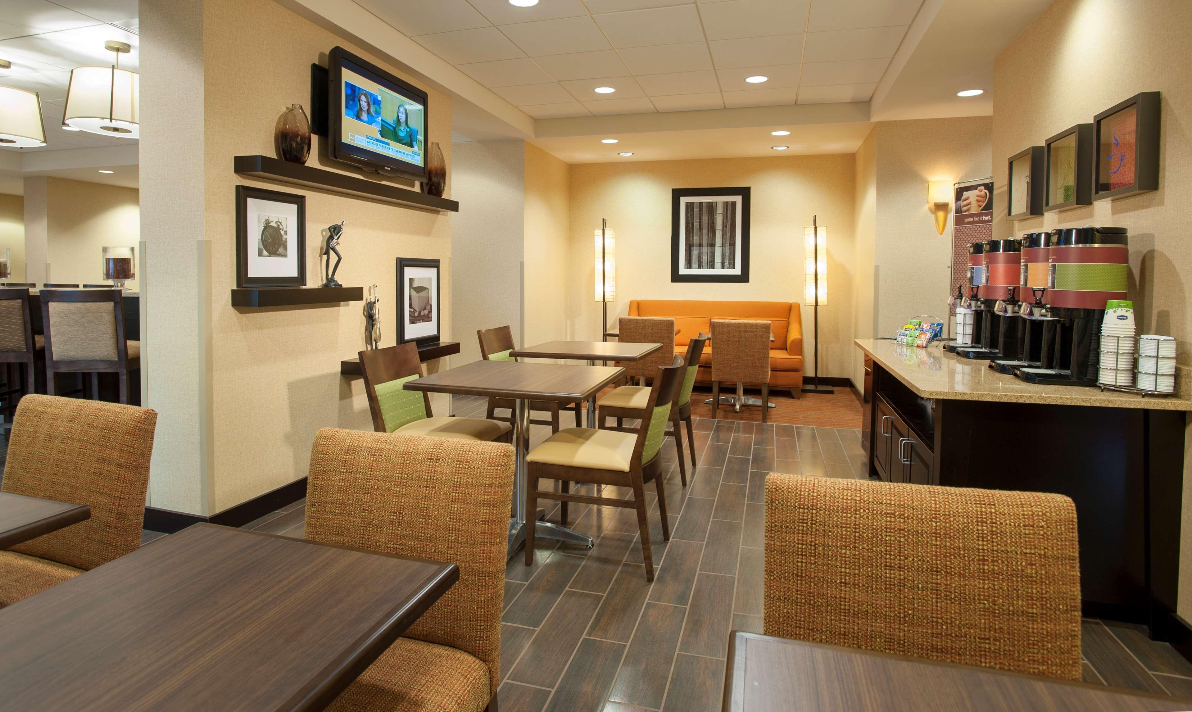 Hampton Inn Washington-Dulles International Airport South Chantilly Bagian luar foto