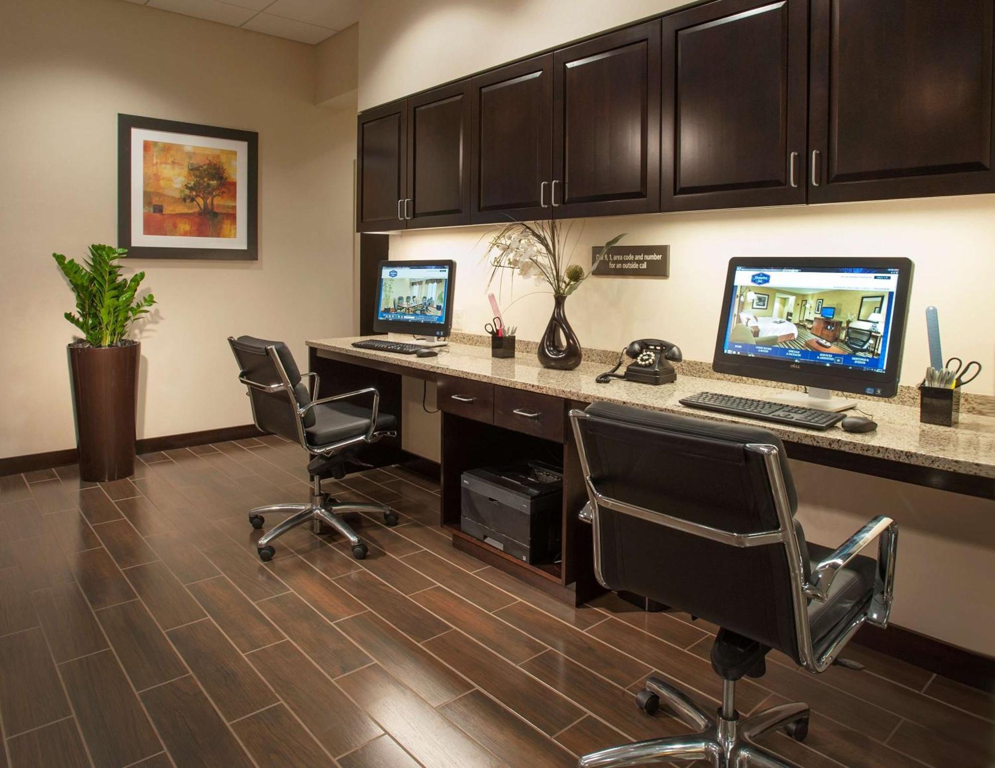 Hampton Inn Washington-Dulles International Airport South Chantilly Bagian luar foto
