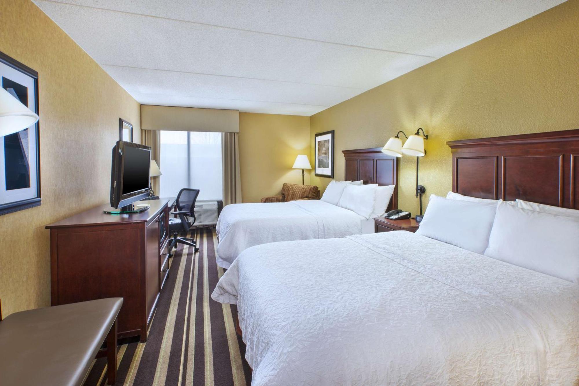 Hampton Inn Washington-Dulles International Airport South Chantilly Bagian luar foto