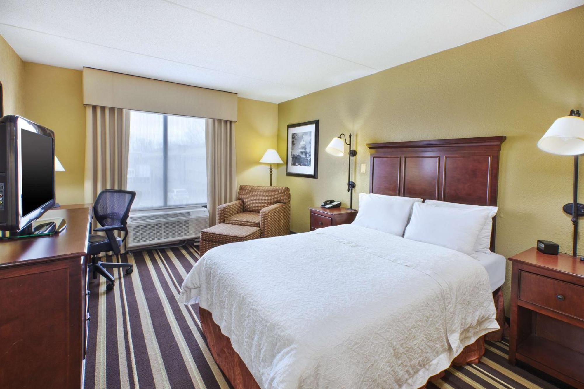 Hampton Inn Washington-Dulles International Airport South Chantilly Bagian luar foto