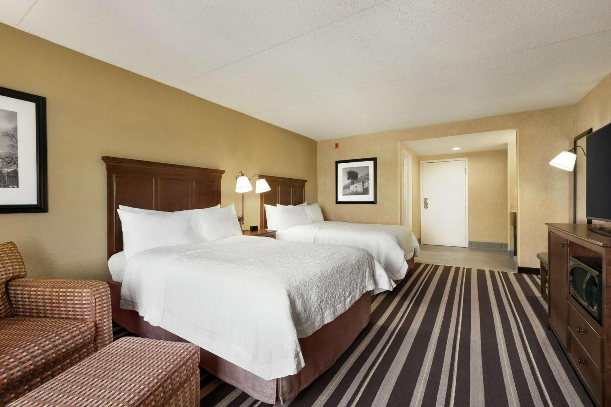 Hampton Inn Washington-Dulles International Airport South Chantilly Bagian luar foto