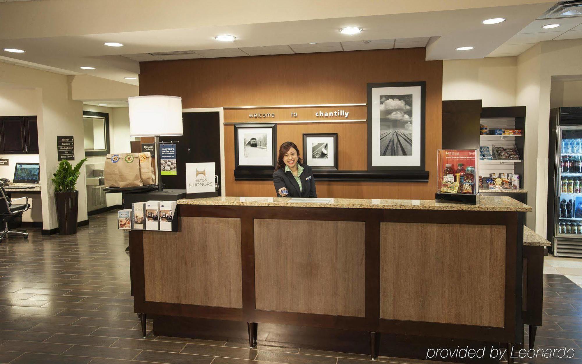 Hampton Inn Washington-Dulles International Airport South Chantilly Bagian luar foto