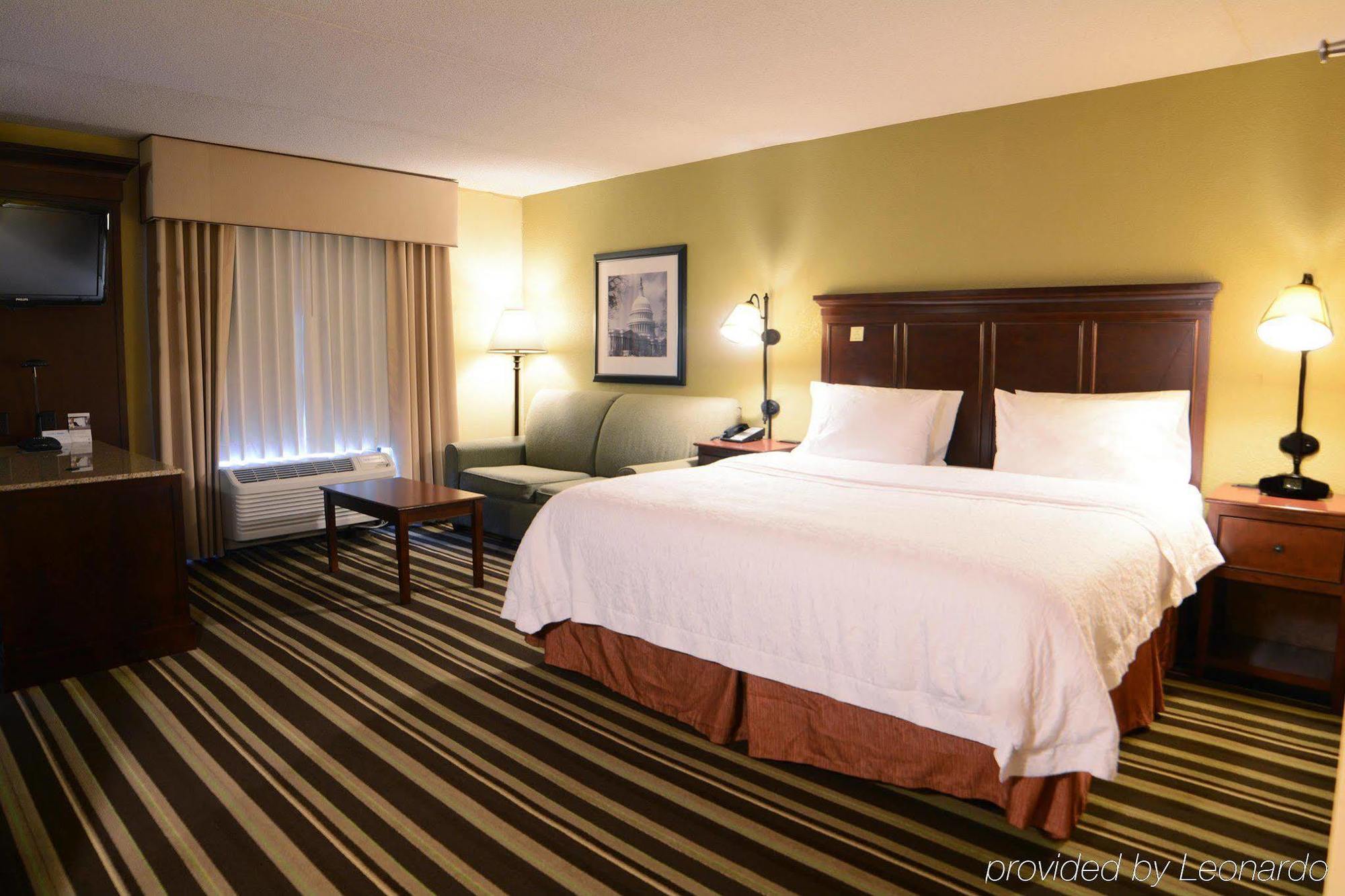 Hampton Inn Washington-Dulles International Airport South Chantilly Bagian luar foto